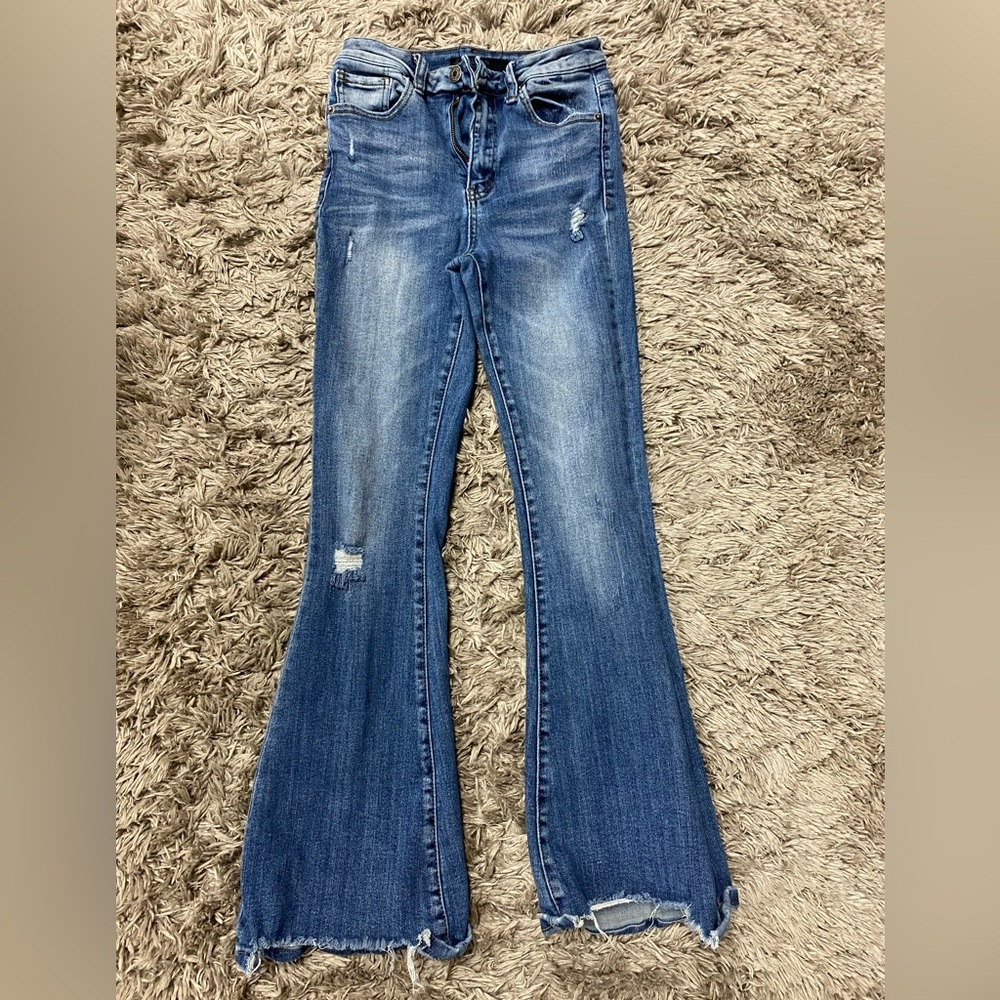 Risen size 25/1 high rise flare bottom jeans